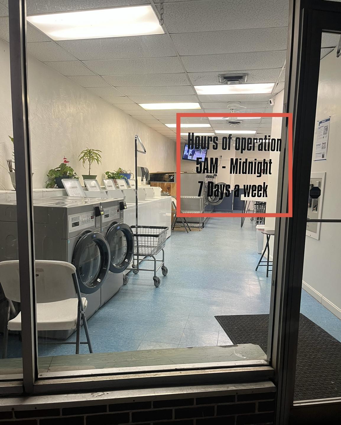 Bay State Bubbles interior - washer row